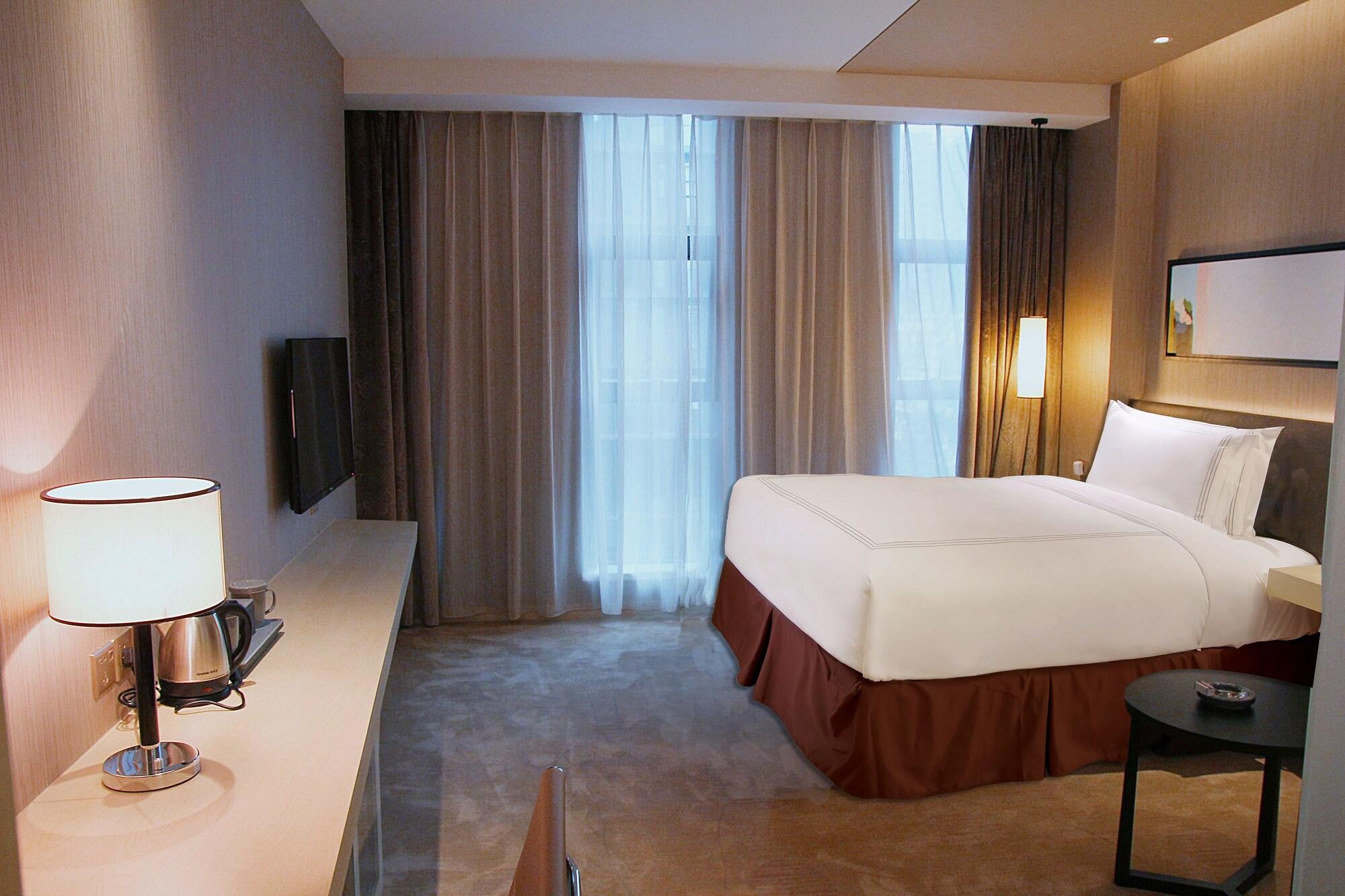 Skytel Chengdu-city Center 酒店 4*